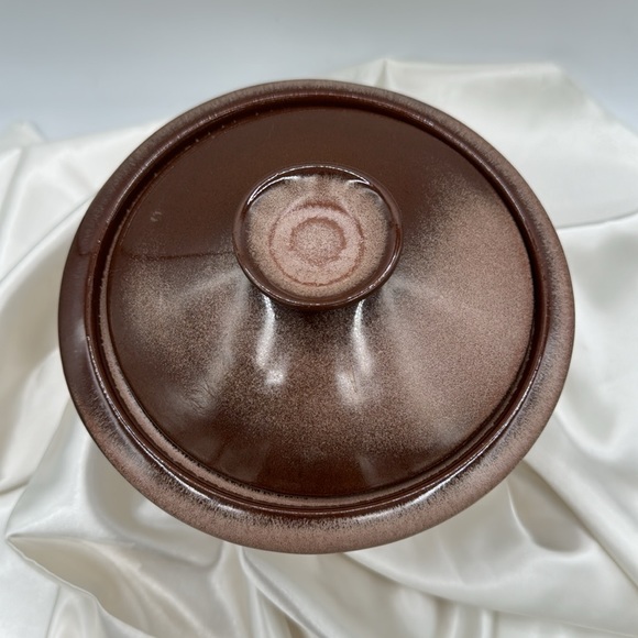 Frankoma Covered Dish, Plainsman Brown. #6U - Picture 2 of 6